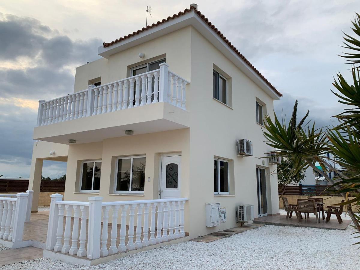 Moonlight Sea View Villa Ayía Nápa Extérieur photo